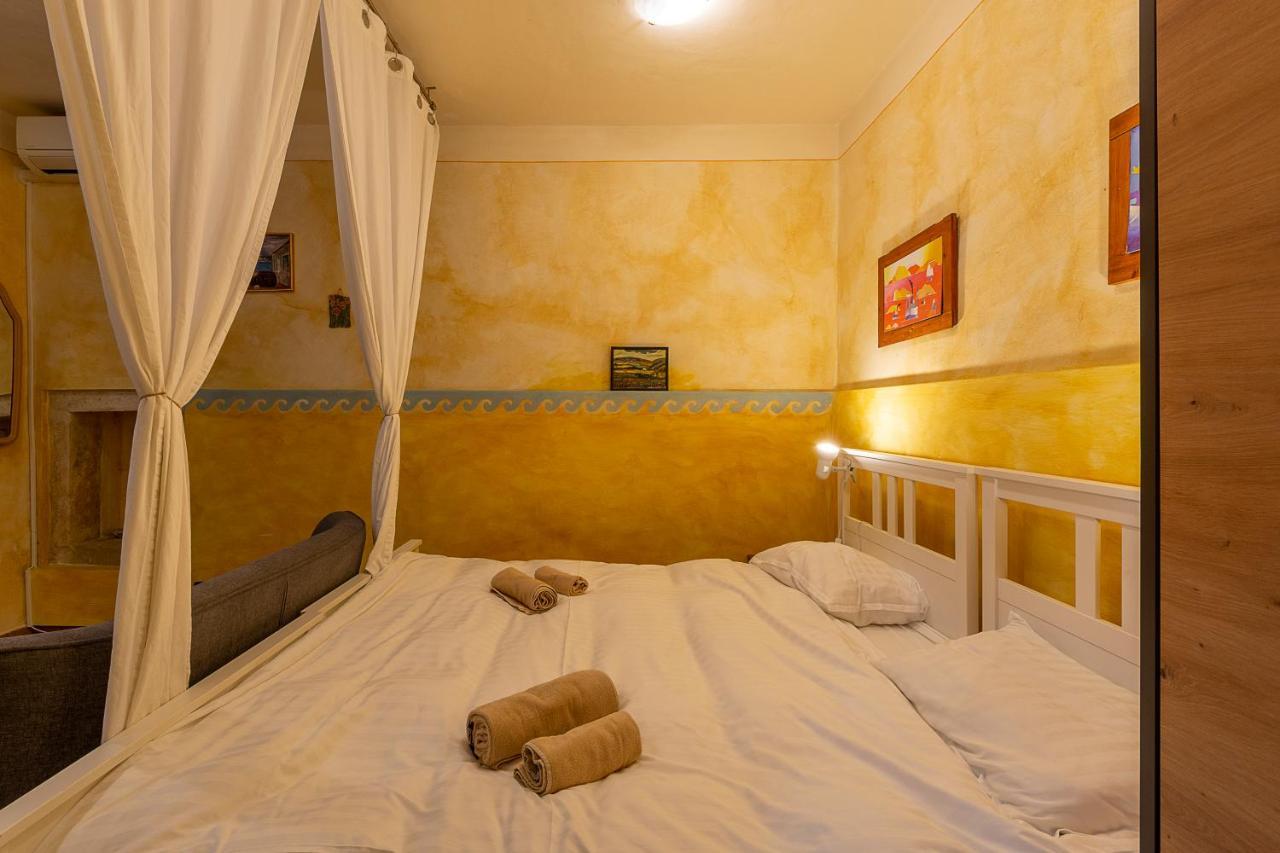 Apartmán Alighieri Unique Pula Exteriér fotografie
